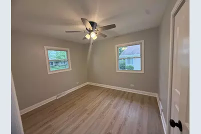 9151 Cottage Grove Place, Highland, IN 46322 - Photo 15