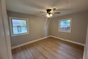 9151 Cottage Grove Pl, Highland, IN 46322 - Photo 13