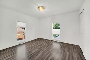 204 Brown St, Valparaiso, IN 46383 - Photo 7