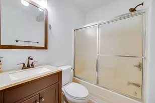 501 Union St, Valparaiso, IN 46383 - Photo 9