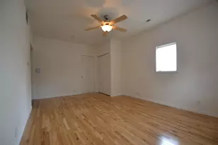 555 S Locust St, Valparaiso, IN 46383 - Photo 19