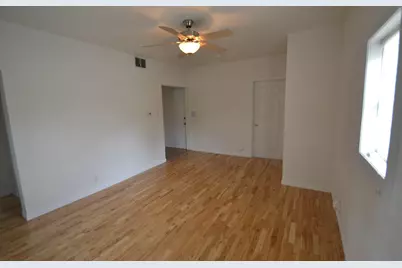 555 S Locust Street #3, Valparaiso, IN 46383 - Photo 15
