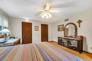 7888 W Applewood Dr, La Porte, IN 46350 - Photo 15