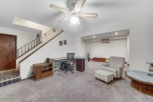 7888 W Applewood Dr, La Porte, IN 46350 - Photo 25