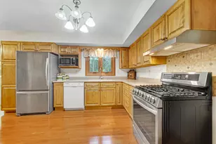7888 W Applewood Dr, La Porte, IN 46350 - Photo 11