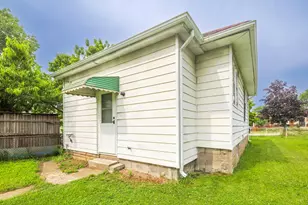 4747 Drummond St, East Chicago, IN 46312 - Photo 5