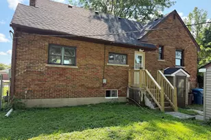 802 N Lafayette St, Griffith, IN 46319 - Photo 27