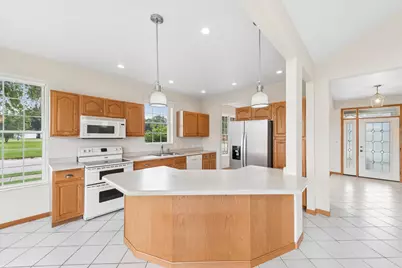 6976 Squirrel Creek Avenue, Portage, IN 46368 - Photo 3