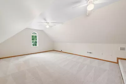 6976 Squirrel Creek Avenue, Portage, IN 46368 - Photo 7