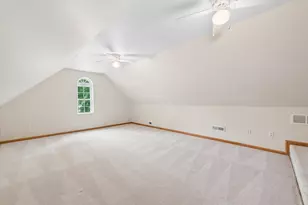 6976 Squirrel Creek Ave, Portage, IN 46368 - Photo 7