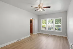 6424 Euclid Ave, Hammond, IN 46324 - Photo 5