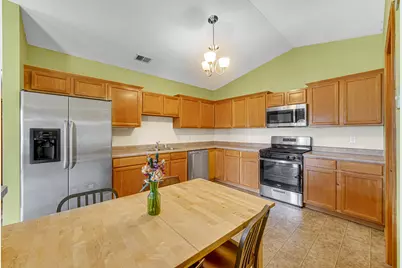 1105 W 89th Court W, Merrillville, IN 46410 - Photo 7