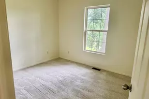 1217 Baron Ct, Valparaiso, IN 46383 - Photo 15