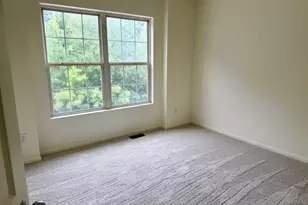 1217 Baron Ct, Valparaiso, IN 46383 - Photo 11