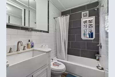 1406 Lincolnway, La Porte, IN 46350 - Photo 7