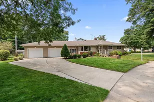 8938 Pettit Dr, Highland, IN 46322 - Photo 27