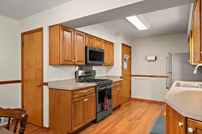 8938 Pettit Drive, Highland, IN 46322 - Photo 11