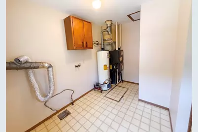 1301 E 34th Avenue, Hobart, IN 46342 - Photo 11