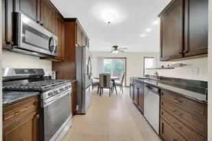 9793 Gettler St, Dyer, IN 46311 - Photo 5