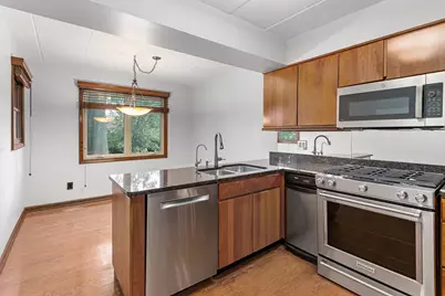 2511 E Lakeshore Drive #A1, Crown Point, IN 46307 - Photo 9