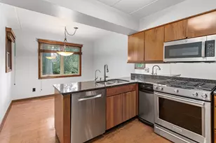 2511 E Lakeshore Dr, Crown Point, IN 46307 - Photo 9