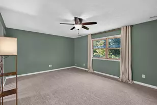 6635 Hawthorne Ave, Portage, IN 46368 - Photo 31