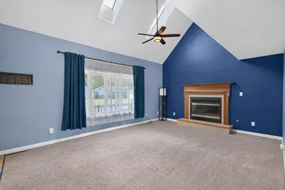 6635 Hawthorne Avenue, Portage, IN 46368 - Photo 7