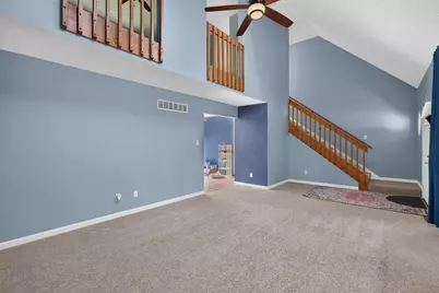 6635 Hawthorne Avenue, Portage, IN 46368 - Photo 9