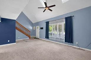 6635 Hawthorne Ave, Portage, IN 46368 - Photo 5