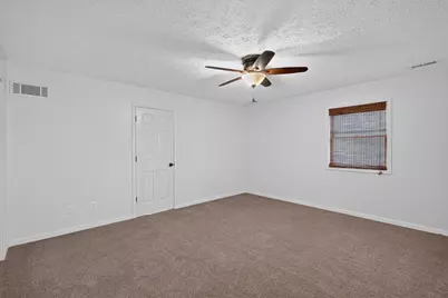 6635 Hawthorne Avenue, Portage, IN 46368 - Photo 23