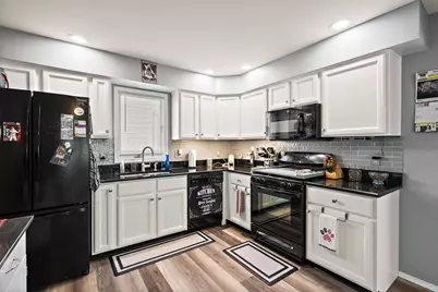 2251 Deerpath Drive W, Schererville, IN 46375 - Photo 9