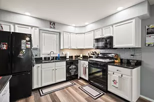 2251 Deerpath Dr W, Schererville, IN 46375 - Photo 9