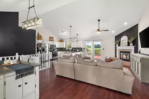 360 E 123rd Pl, Crown Point, IN 46307 - Photo 5