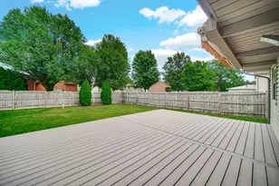 1526 Clover Ln, Schererville, IN 46375 - Photo 21