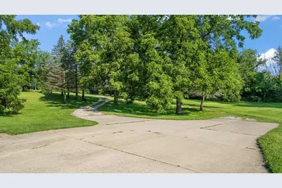 402 Rolling Meadow Drive, Valparaiso, IN 46385 - Photo 51
