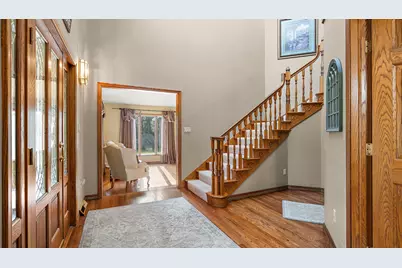 402 Rolling Meadow Drive, Valparaiso, IN 46385 - Photo 7