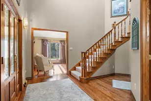 402 Rolling Meadow Dr, Valparaiso, IN 46385 - Photo 7