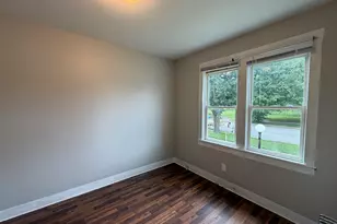 1037 Moss St, Hammond, IN 46320 - Photo 5