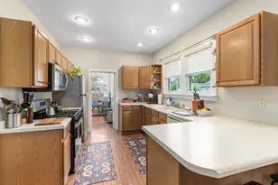 307 Institute St, Valparaiso, IN 46383 - Photo 9