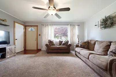 609 Sunset Drive, Kouts, IN 46347 - Photo 7