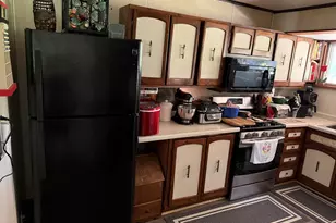 221 W Mill St, Goodland, IN 47948 - Photo 7
