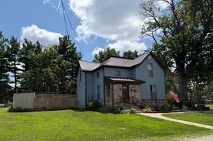 221 W Mill St, Goodland, IN 47948 - Photo 1