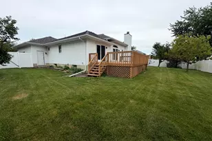 1533 Churchill Dr, Schererville, IN 46375 - Photo 13