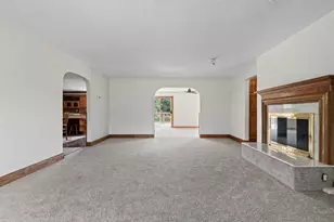 8427 Randolph St, Crown Point, IN 46307 - Photo 11