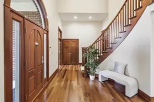 8826 Schafer Dr, Saint John, IN 46373 - Photo 5