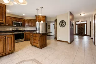 2614 Lancelot Ln, Dyer, IN 46311 - Photo 15