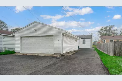 117 N Wisconsin Street, Hobart, IN 46342 - Photo 5