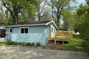 805 Woodland Terrace, Valparaiso, IN 46383 - Photo 1