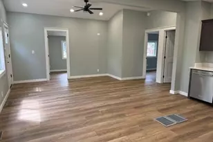 805 Woodland Terrace, Valparaiso, IN 46383 - Photo 3