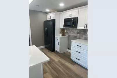 710 W Charles Street, Rensselaer, IN 47978 - Photo 9